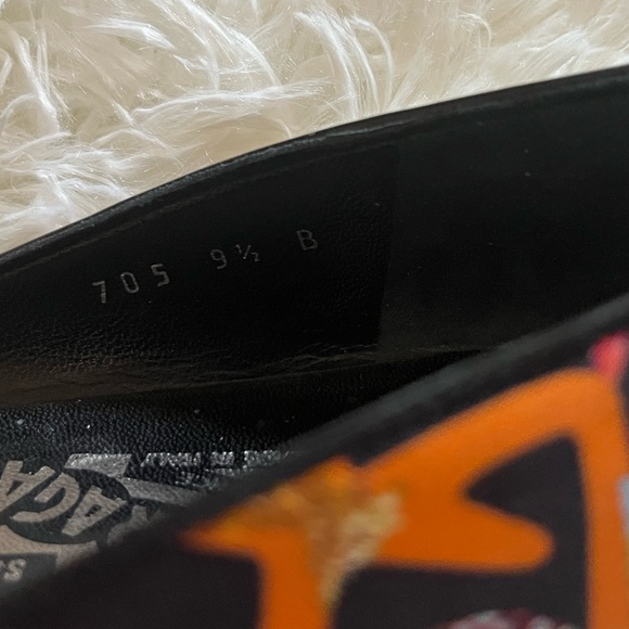 ‘Salvatore Ferragamo Stampa Fiera Scarf Animal Ballet Silk Print Flat - Picture 3 of 5